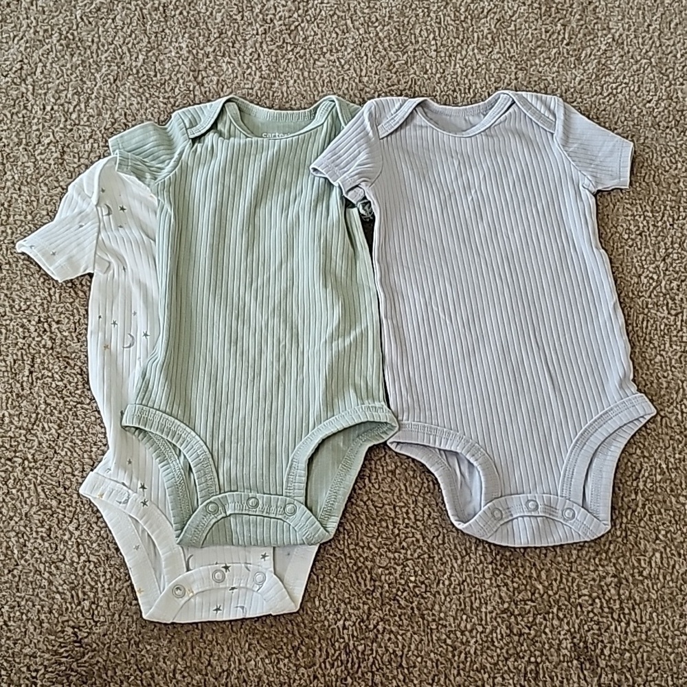 Carters Ribbed Onesies 3 Pack Size 6 Months